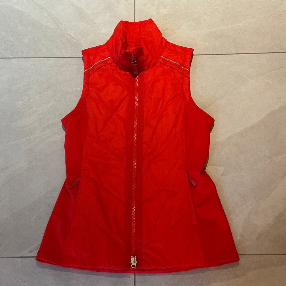 Athleta Rock Ridge Flame Red Quilted Zip Vest